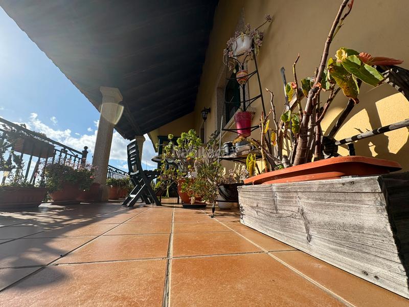 Foto c827b7ef-753b-4405-a41a-ba9d8558c1c7. Chalet con camino riscaldamento parcheggio in A Gándara Narón