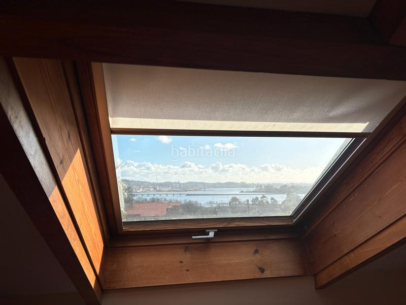 Foto ca6f703d-cee8-4d4c-92f5-dbd03d9b73d4. Chalet con camino riscaldamento parcheggio in A Gándara Narón