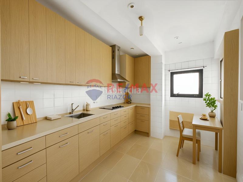 Foto d4f97594-4fd4-4c28-b800-f8bd1d315692. Piso en praza alcaldesa berta tapia 437b piso en venta con vistas al mar a solo un minuto caminando del paseo marítimo en Coruña (A)
