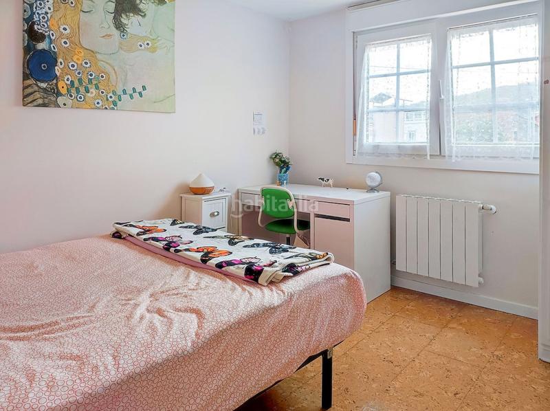 Foto 2bf02b8c-366e-4f7d-8155-8c04d7bdfeb2. Casa a avenida de caión 19 a Arteixo pueblo Arteixo