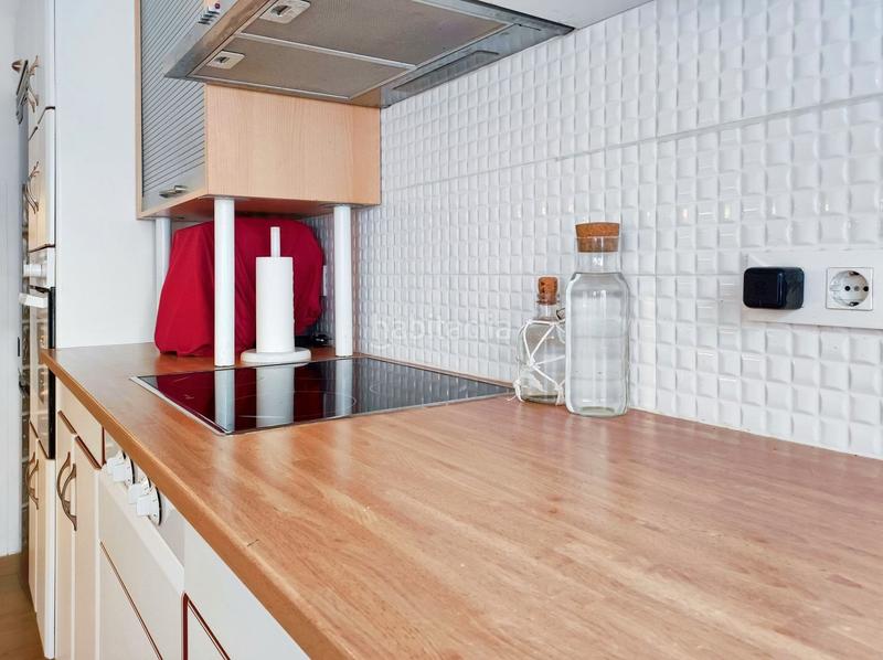 Foto 661c5a61-b1db-4625-8738-f2a754637d99. Casa a avenida de caión 19 a Arteixo pueblo Arteixo