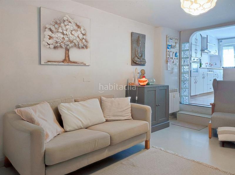 Foto 8ed2fbe7-9d9c-45ff-93de-da907712e975. Casa a avenida de caión 19 a Arteixo pueblo Arteixo