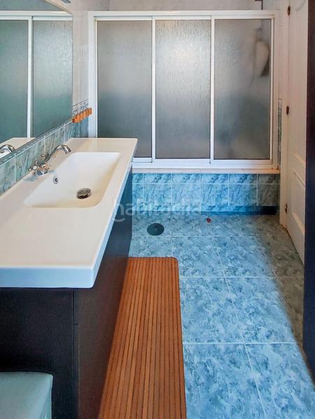 Foto 75ff3f86-0d5d-4b9a-a3d0-b8618e89a0b8. Haus in avenida de caión 19 in Arteixo pueblo Arteixo