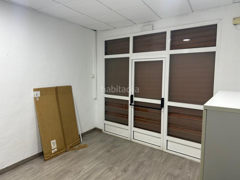 Foto 18a2359f-dffd-43b7-85a8-24d608843327. Locale commerciale in Alaquàs