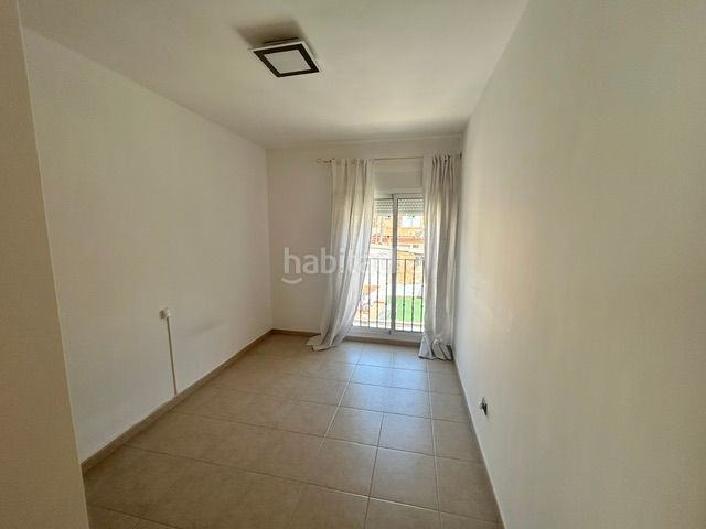 Foto 1279a3e8-b114-4469-9da7-2aa3b398e563. Casa amb calefacció aparcament a Alaquàs