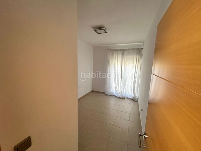 Foto 12e3f890-a21b-4aaf-9d9d-f996b1df9df9. Casa amb calefacció aparcament a Alaquàs
