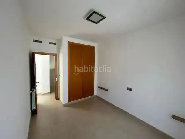 Foto 3204b345-1756-4bca-9254-d56d767d8852. Casa amb calefacció aparcament a Alaquàs