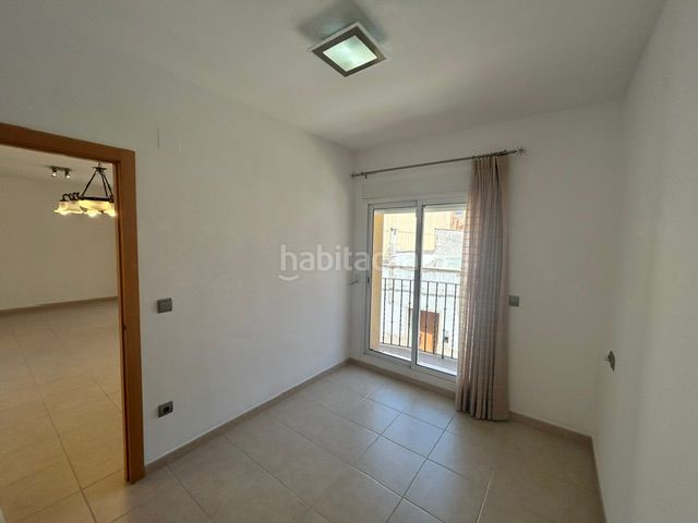 Foto 3e1f8daa-c243-4ddc-8dc5-75af2404e048. Casa amb calefacció aparcament a Alaquàs