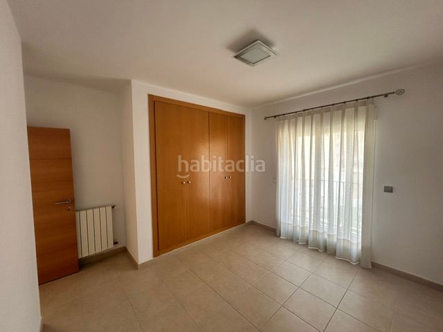 Foto 6b867a0e-48cf-481d-80bd-2988da49512d. Casa amb calefacció aparcament a Alaquàs