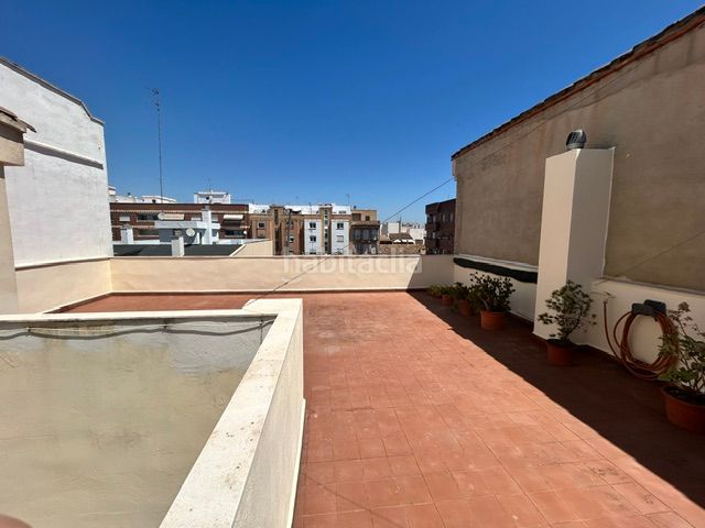Foto 84d714bd-85a8-4f9b-9215-cb873bc2b936. Casa amb calefacció aparcament a Alaquàs