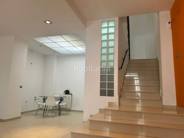 Foto a7920976-60f1-40be-bb3e-ca7585752433. Casa amb calefacció aparcament a Alaquàs