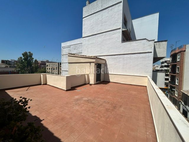 Foto ce33fd16-b4f9-45f9-ba76-d145309189a6. Casa amb calefacció aparcament a Alaquàs