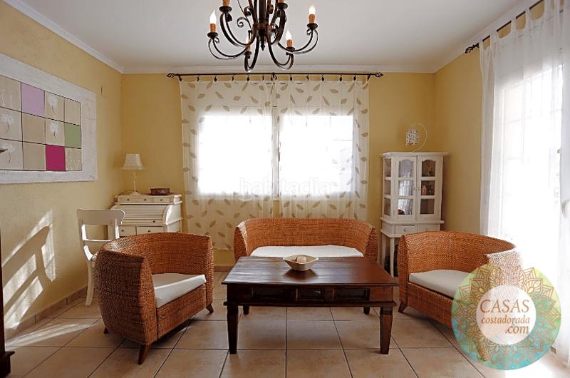 Foto 5dd08fa7-3290-4a62-8eb1-3e2171296324. Casa amb piscina a Centre Miami Platja