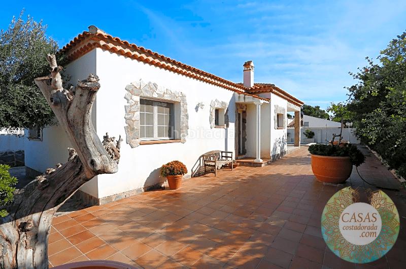 Foto 846e0bd6-214d-4e7c-9dfc-c72489bb70e8. Casa amb piscina a Centre Miami Platja