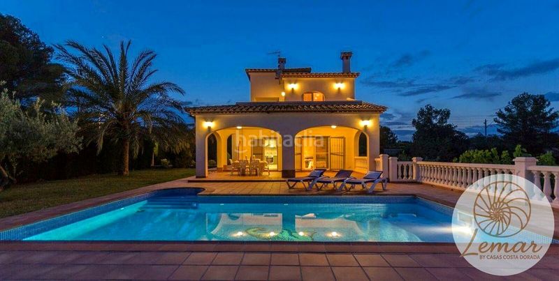 Foto 9785d8f0-468d-46bc-9afe-b83d9ee938c2. Casa amb aparcament piscina a Ampolla (L´)