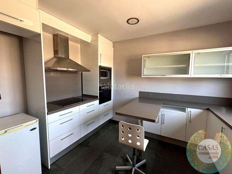 Foto 569e42de-8ad0-4872-977a-5a6e1aef2bdb. Casa amb aparcament a L´Ametlla de Mar Ametlla de Mar (L´)