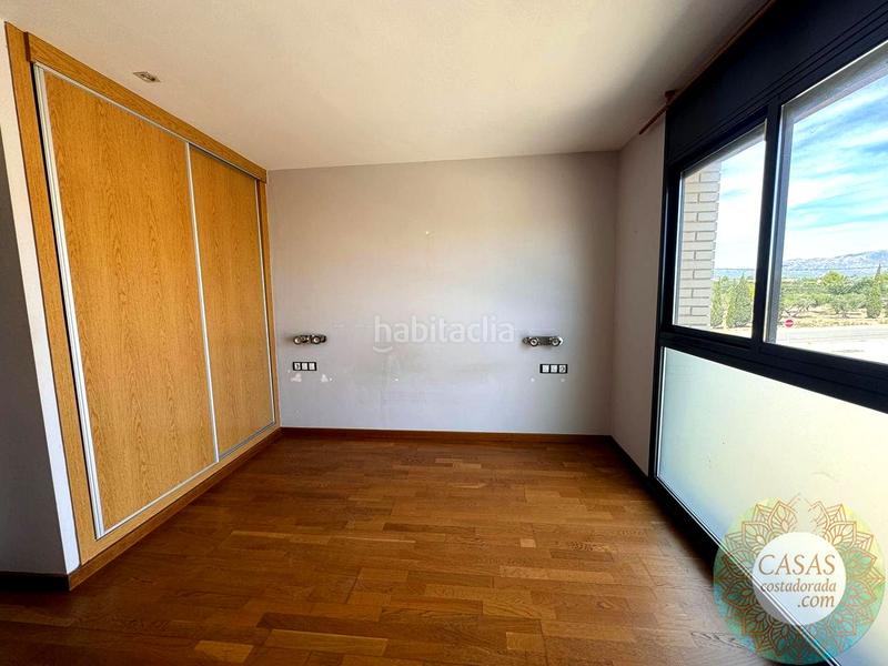 Foto cb74cd89-a85c-4394-bb47-18fcf2c2b632. Casa amb aparcament a L´Ametlla de Mar Ametlla de Mar (L´)