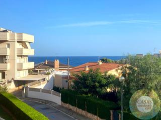 Pis  Carrer constituci. Precioso piso con vistas al mar en lametlla de mar