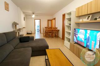 Pis  Carrer constitució. Amplio y luminoso piso en el centro de lametlla de mar!