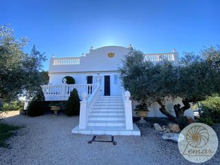 Bauernhof  Venta nova. Agradable finca rústica con vistas al mar