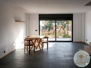 Reihenhaus  Joan baptista gallart. Oportunidad   casa unifamiliar en lametlla de mar