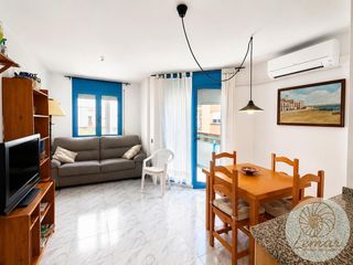 Piso  Constitució. Encantador apartamento cerca del mar en lametlla de mar