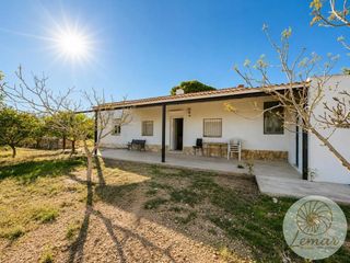 Masia  Constitució. Finca rústica en lametlla de mar amplio terreno, dos viviendas y