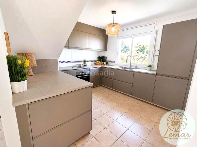 Foto 9d53674a-35f1-4d9f-8b41-e7d0f099e123. Casa chalet independiente en Calafat con vistas al mar y licencia turística en Ametlla de Mar (L´)