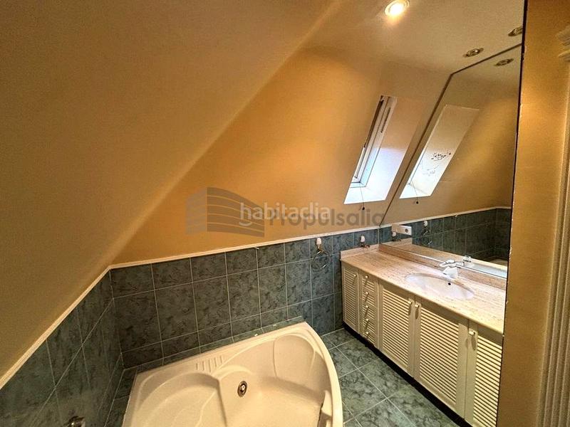 Foto 0620d91e-35fb-4ee7-94d2-ea8db9404cfe. Casa amb calefacció aparcament piscina a Montecanal Zaragoza