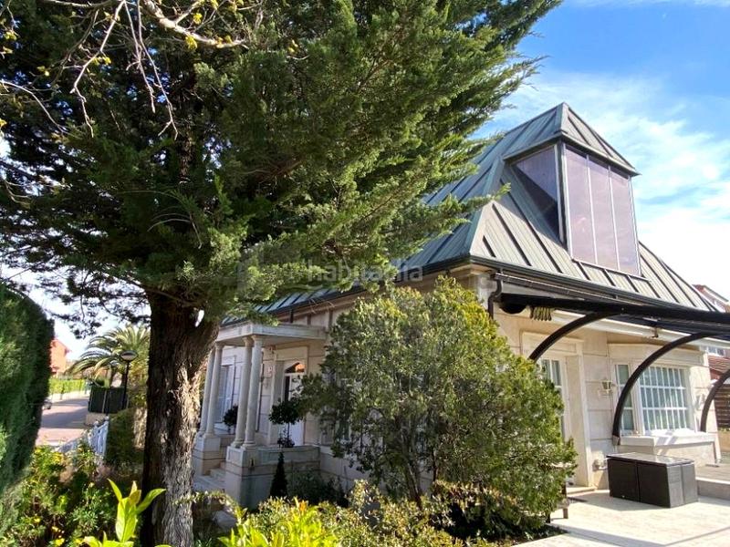 Foto 0f6f8dba-995a-4230-83e2-de14be45651b. Casa amb calefacció aparcament piscina a Montecanal Zaragoza