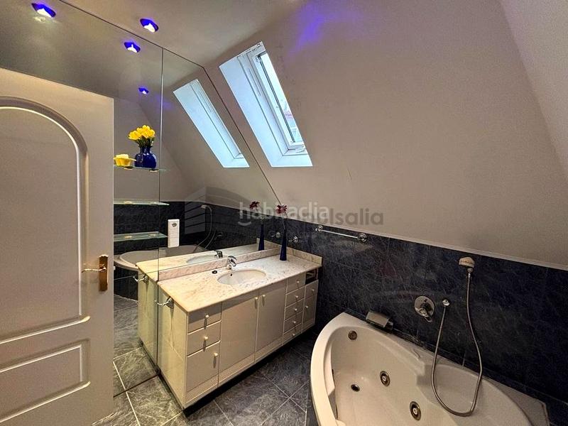 Foto a02305fd-1528-4d3a-a093-8eaeac215948. Casa amb calefacció aparcament piscina a Montecanal Zaragoza