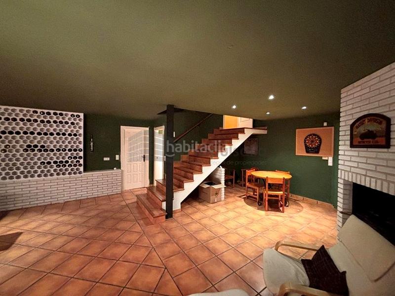 Foto c69361bb-4ec3-403e-b5e8-dba386b0cdef. Casa amb calefacció aparcament piscina a Montecanal Zaragoza