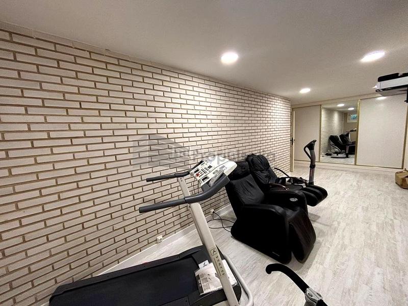 Foto cc6eab8c-07f3-49f8-933e-a93d54d03a85. Casa amb calefacció aparcament piscina a Montecanal Zaragoza