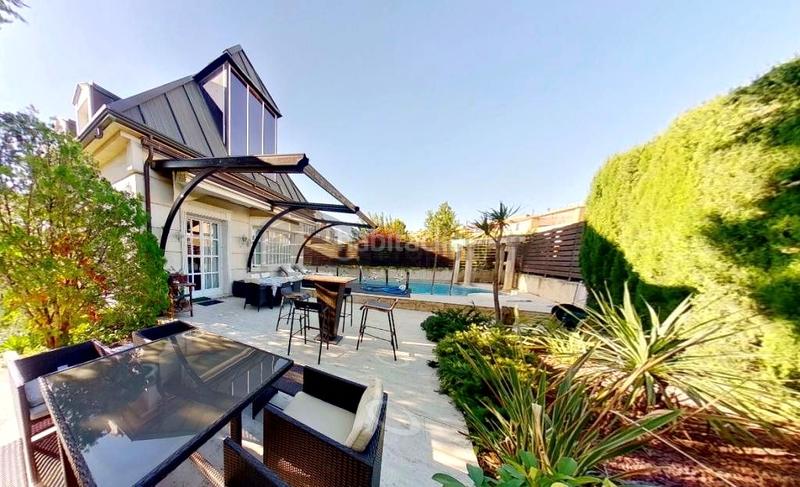 Foto d14f361f-e4f8-4aba-863a-a5a27ba0a407. Casa amb calefacció aparcament piscina a Montecanal Zaragoza