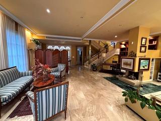 Casa  De la ilustración. Oportunidad!!! de 1.050.000 a 840.000