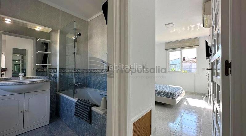 Foto cf50c67d-d19a-4270-af91-90cd5fcb77c7. Alquiler piso precioso piso a 200m. de la playa en Empuriabrava