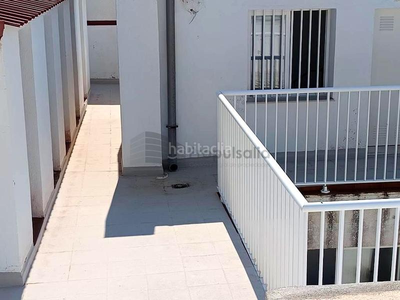 Foto 6e39bcea-cd72-44eb-afdf-60efd3d41ec9. Piso oportunidad! a 100 metros de la playa . en Nules