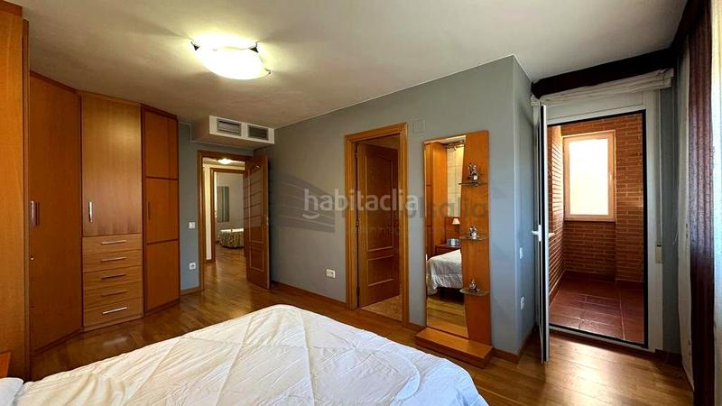 Foto 227f2e2e-4ac8-409e-b9d0-fb3f81a715e6. Alquiler casa adosada preciosa vivienda pareada en Montecanal. en Zaragoza