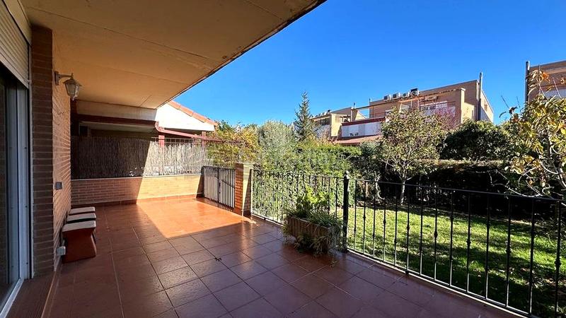 Foto ecb483ec-cbb8-4722-8957-38886ad51c75. Location maison jumelée avec chauffage parking dans Zaragoza