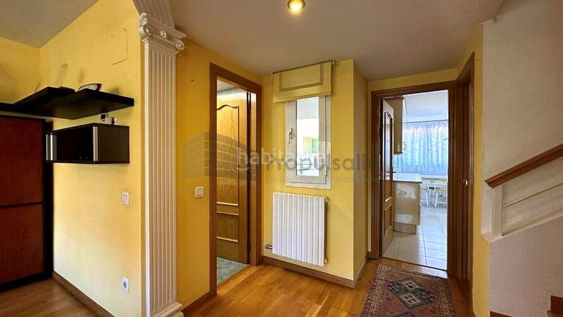 Foto f122fb37-0ad9-4bf2-bd2b-564c178e2a02. Location maison jumelée avec chauffage parking dans Zaragoza