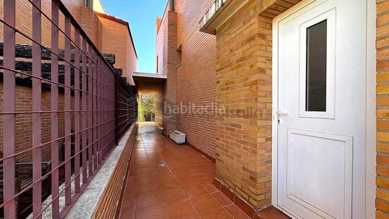 Foto 4d7393dd-2d98-4712-ace2-67cde8636b08. Miete reihenhaus mit heizung parking in Montecanal Zaragoza