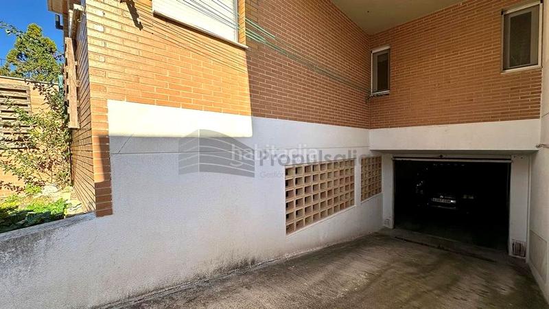 Foto e35ead8e-2835-45db-89dc-2f8c5878bdb7. Rent semi detached house with heating parking in Montecanal Zaragoza