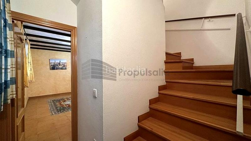 Foto fcaae1de-7fbb-420c-9507-2ffd70280779. Rent semi detached house with heating parking in Montecanal Zaragoza