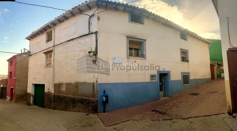 Foto 6f239178-e9e3-4059-8716-f9aa7cb5cb96. Casa amb calefacció aparcament a Vera de Moncayo