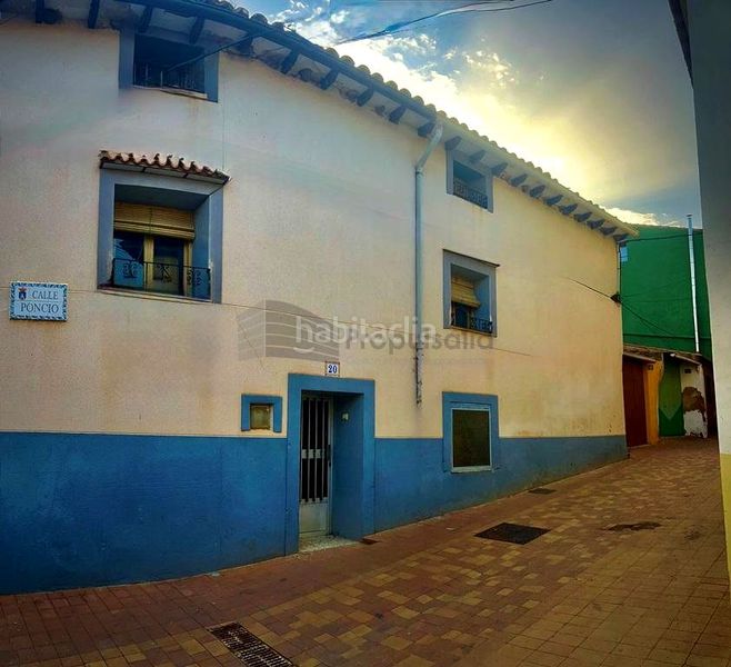 Foto fc2c7d63-51cc-467c-98cd-e22ad5db2131. Casa amb calefacció aparcament a Vera de Moncayo