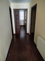 Location Appartement  Travesía vea 4. Alquilo piso amueblado de 2 dormitorios, salón cocina y un baño,