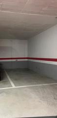Lloguer Aparcament cotxe en Travesa de arteixo 311. Alquilo plaza de garaje en travesa de arteixo 311