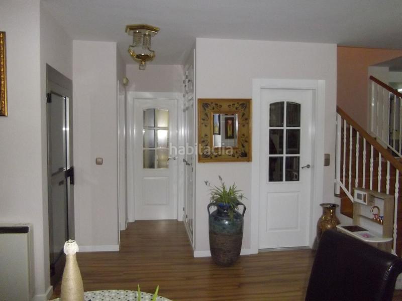 Foto dbf521a8-073b-47a0-a6d1-f95a5cc11f5a. Xalet amb calefacció aparcament a Santa Teresa - Vereda Albacete