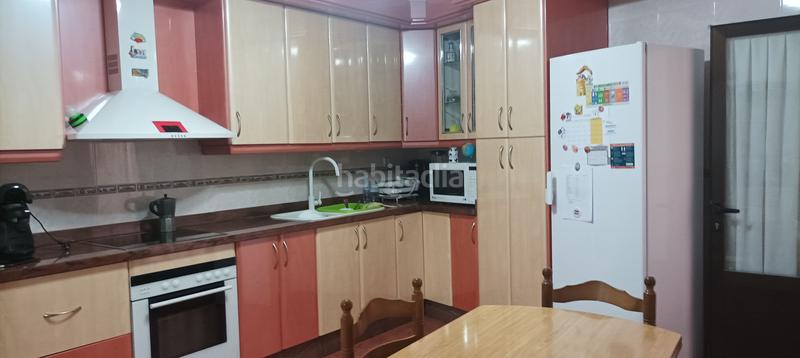 Foto 40d0641e-1ba2-4966-808b-1afab17f7cfb. Casa adossada amb calefacció a Balazote