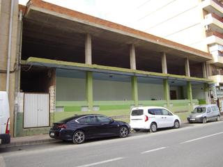 Edificio en Casas - Ibáñez
